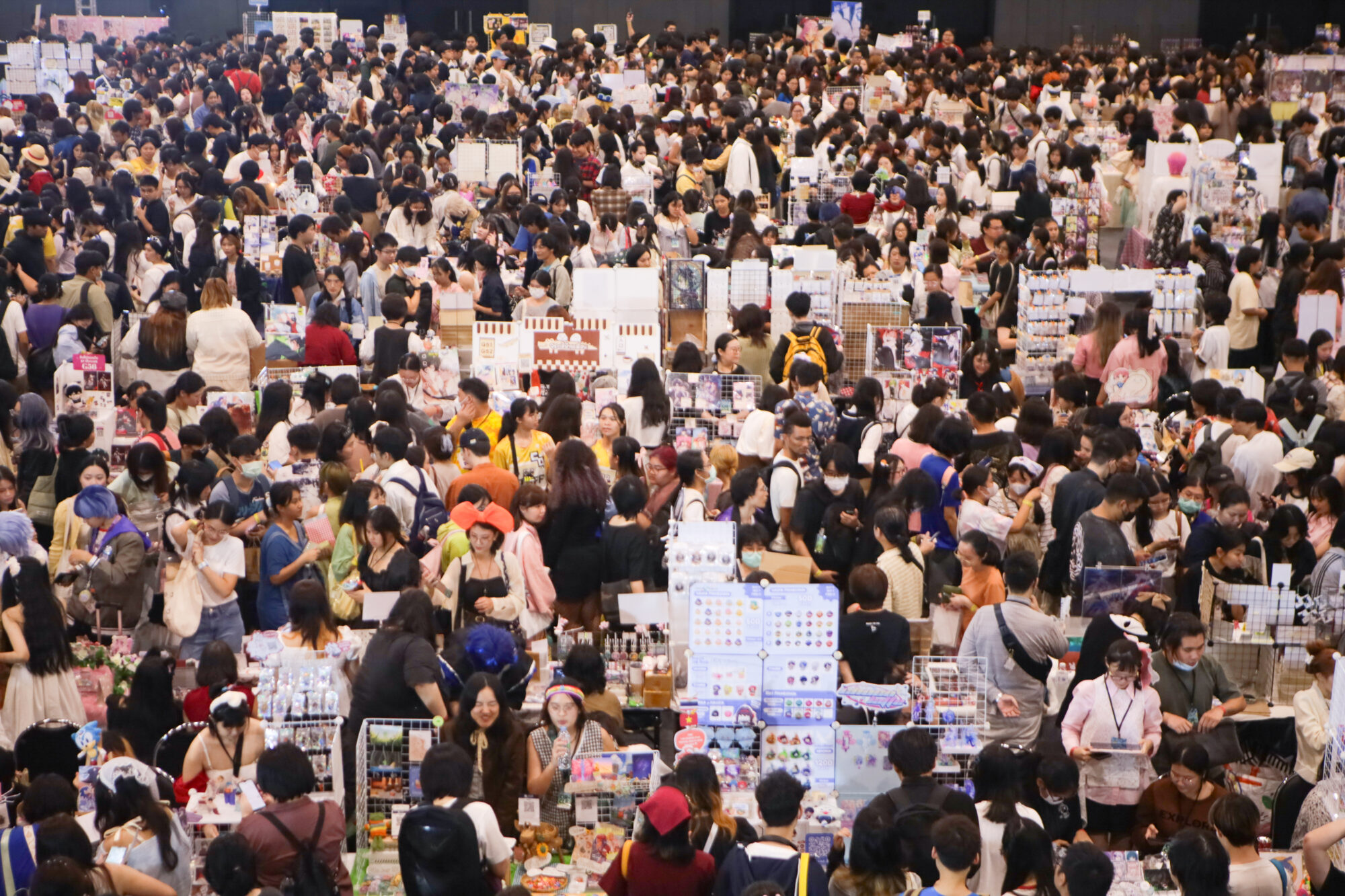 ทำความรู้จัก CQ – COMIC SQUARE